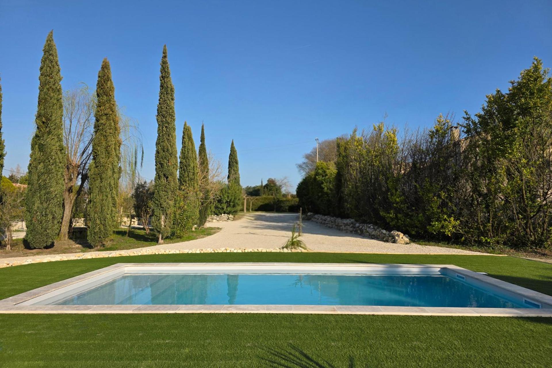 Апартаменты Locations Des Alpilles Сен-Реми-де-Прованс Экстерьер фото
